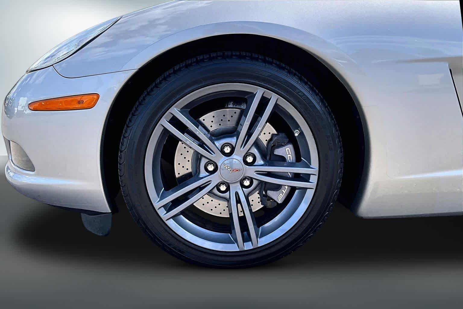 Thumbnail: 2008 Chevrolet Corvette - 8