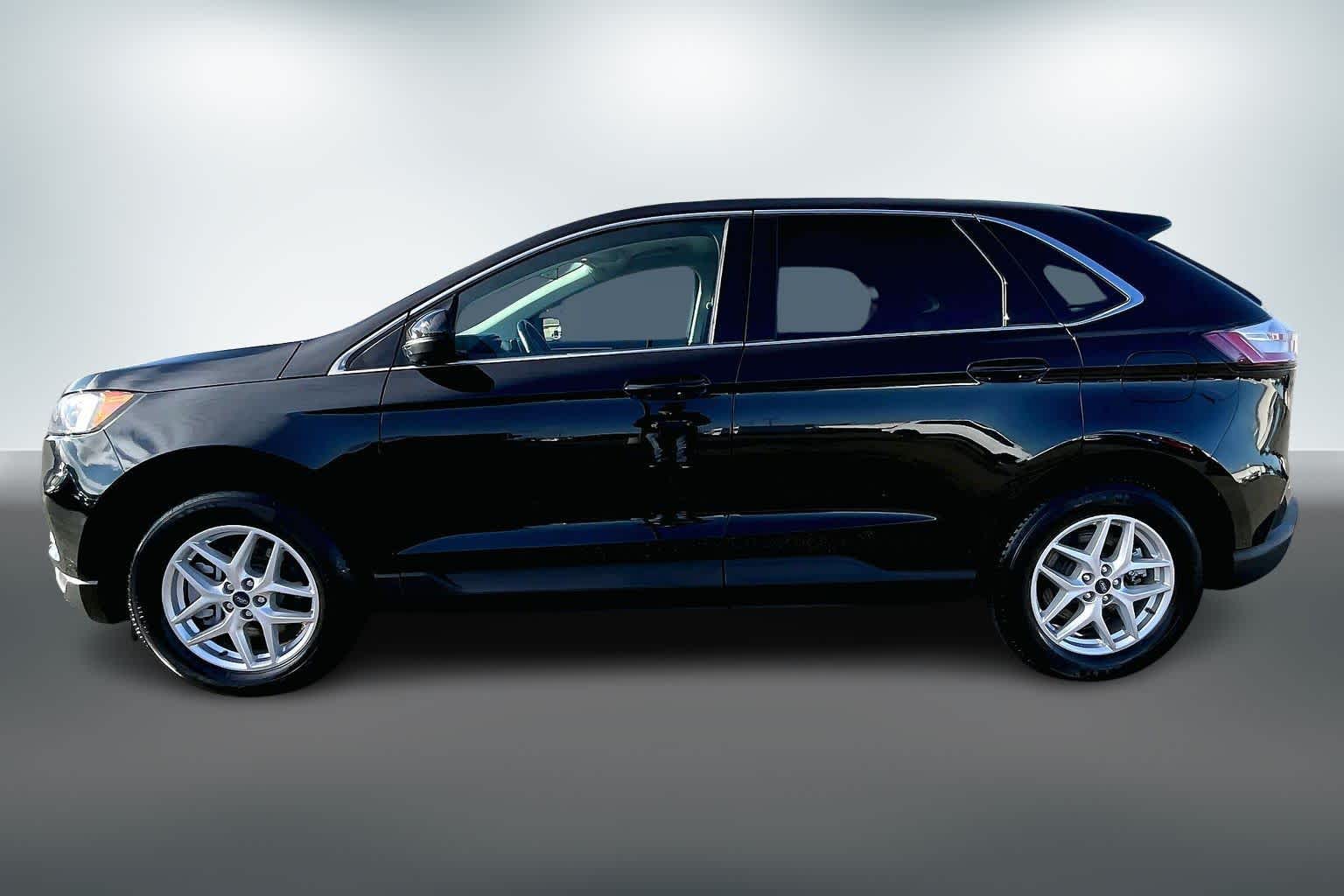 Thumbnail: 2024 Ford Edge - 3