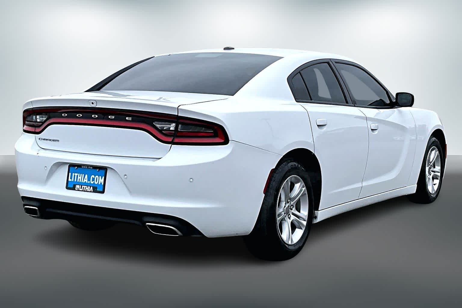 Thumbnail: 2020 Dodge Charger - 22