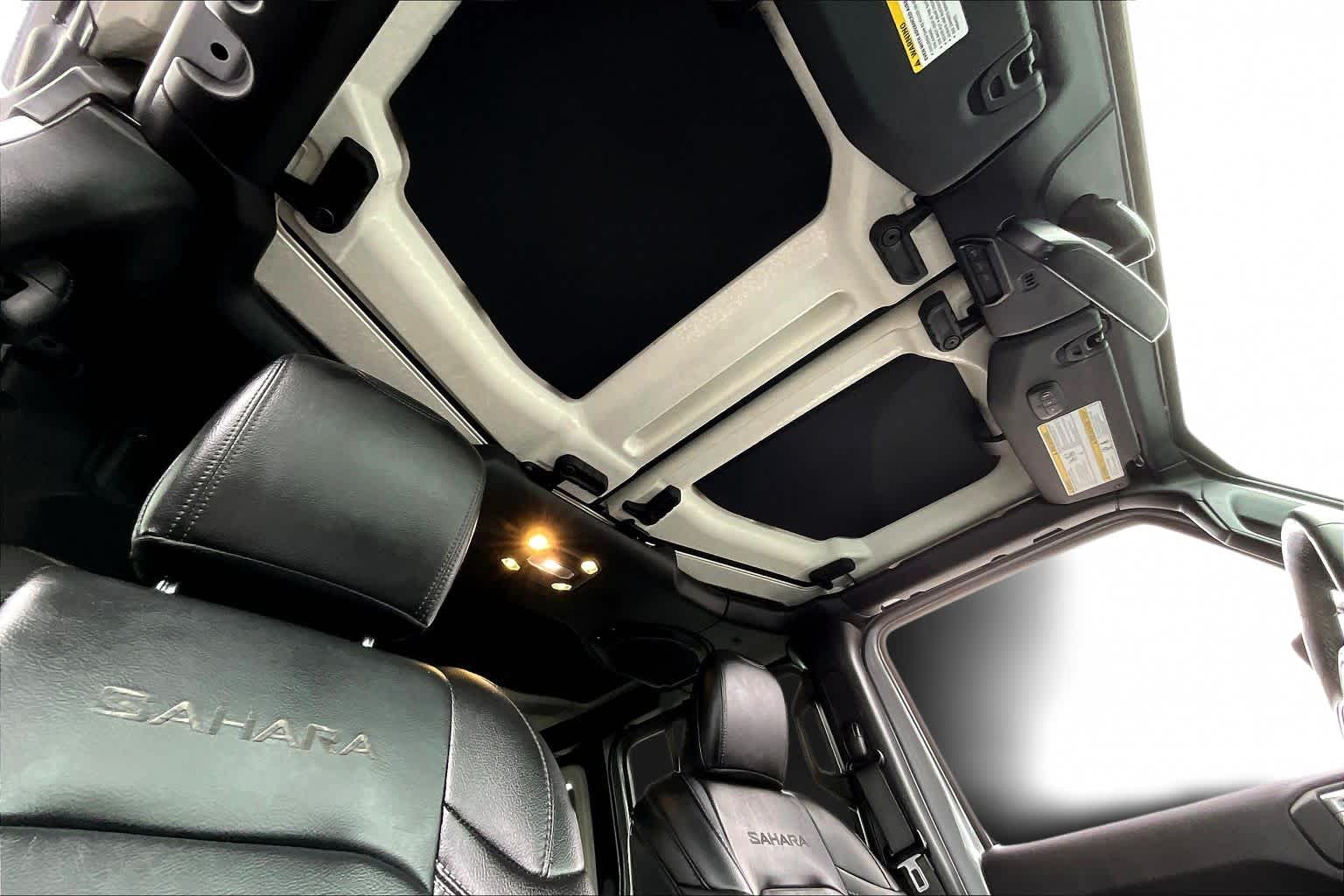 Thumbnail: 2019 Jeep Wrangler - 30