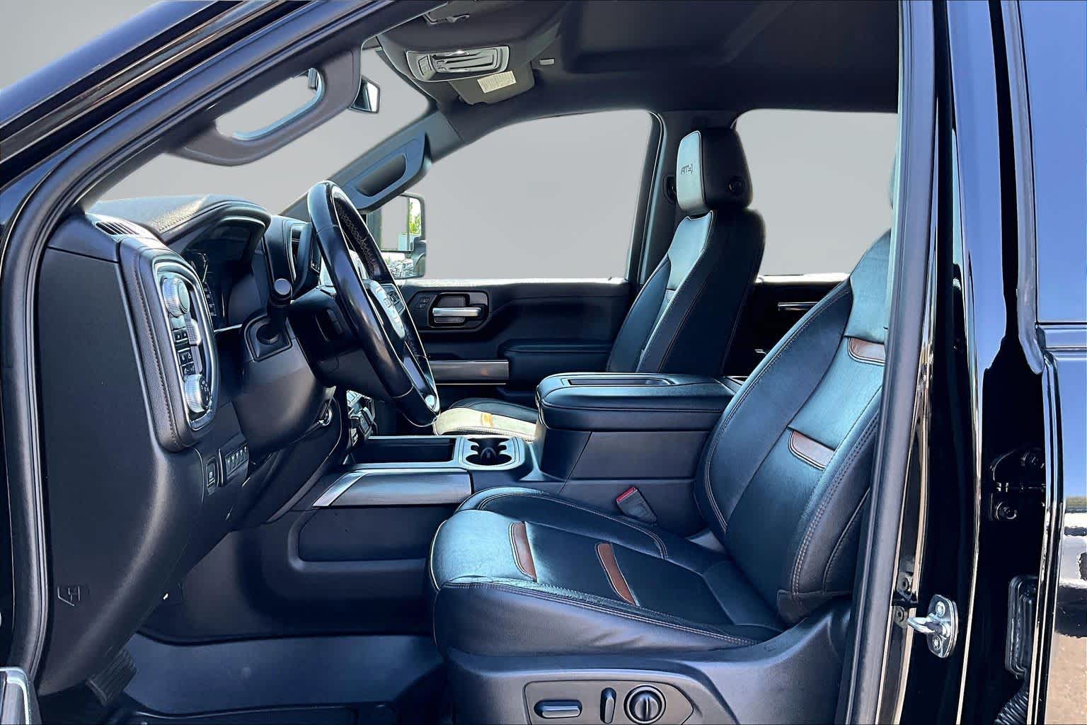 Thumbnail: 2022 GMC Sierra 2500 - 9