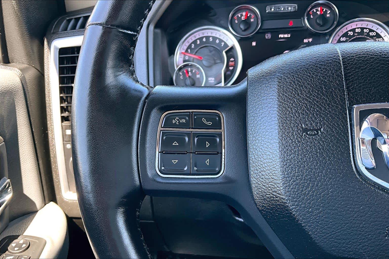 Thumbnail: 2019 RAM 1500 Classic - 24