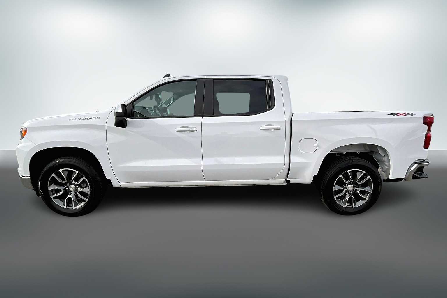 Thumbnail: 2023 Chevrolet Silverado 1500 - 3