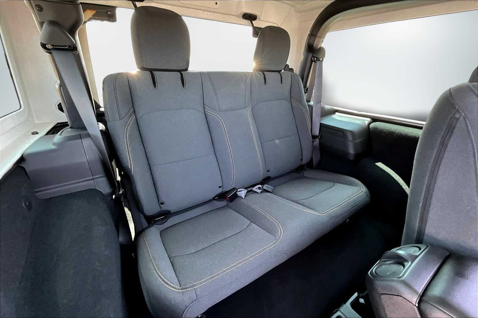 2024 Jeep Wrangler Sport 26
