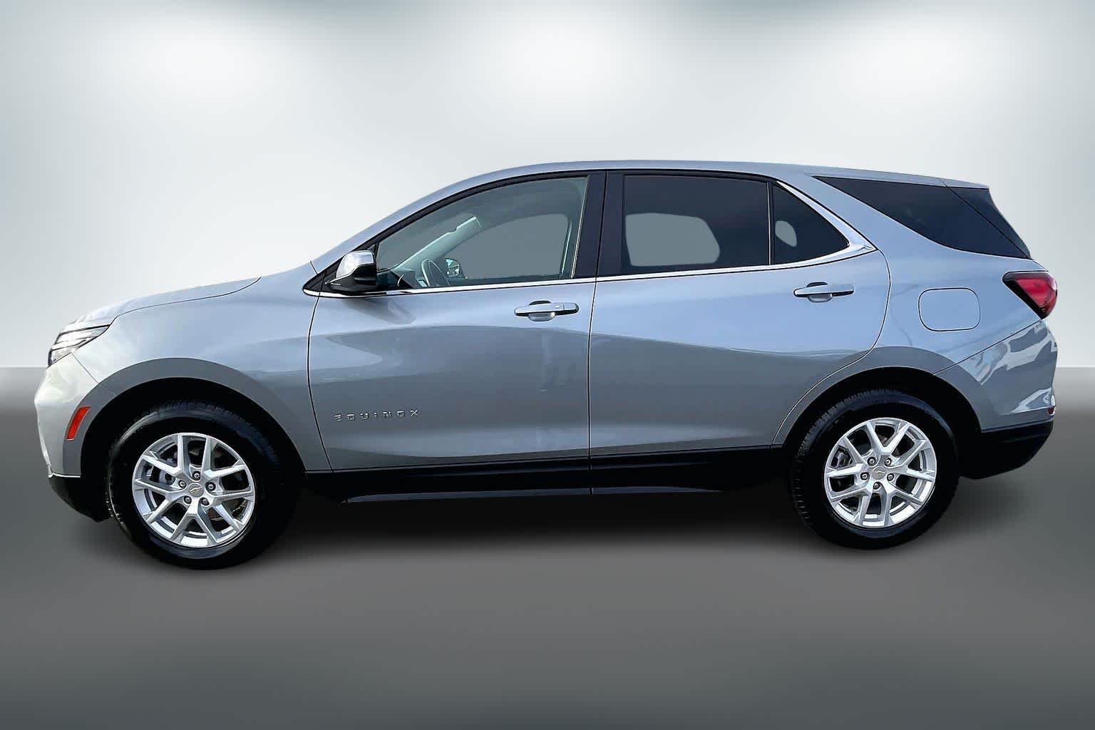 Thumbnail: 2024 Chevrolet Equinox - 3