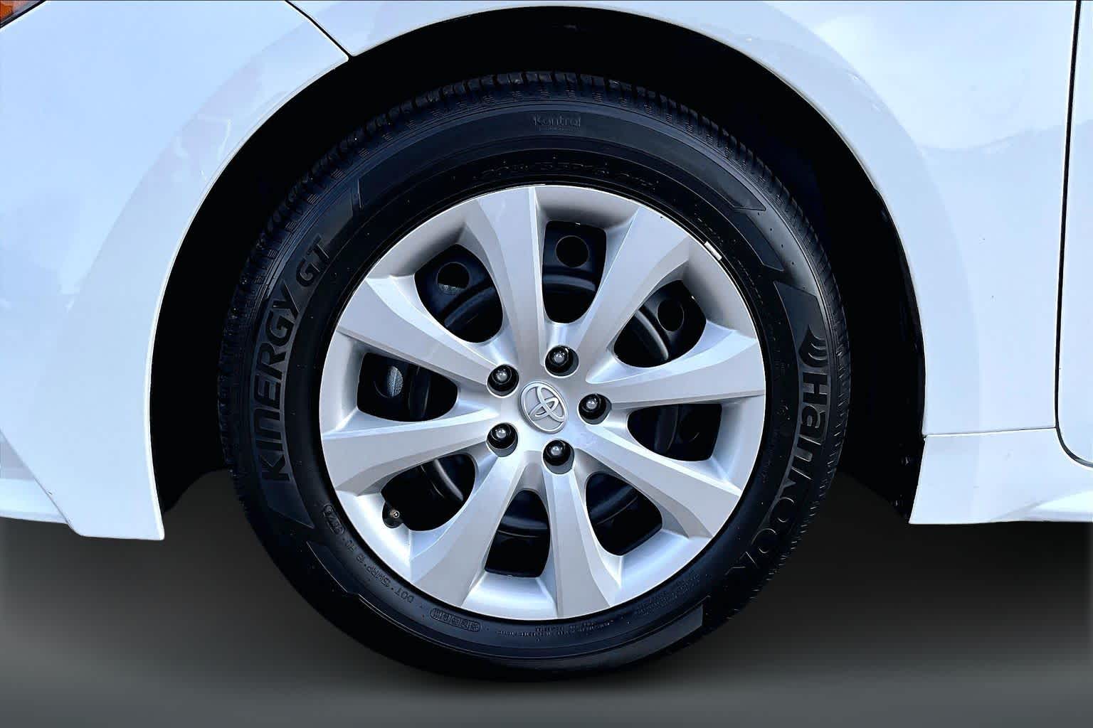 Thumbnail: 2025 Toyota Corolla - 8