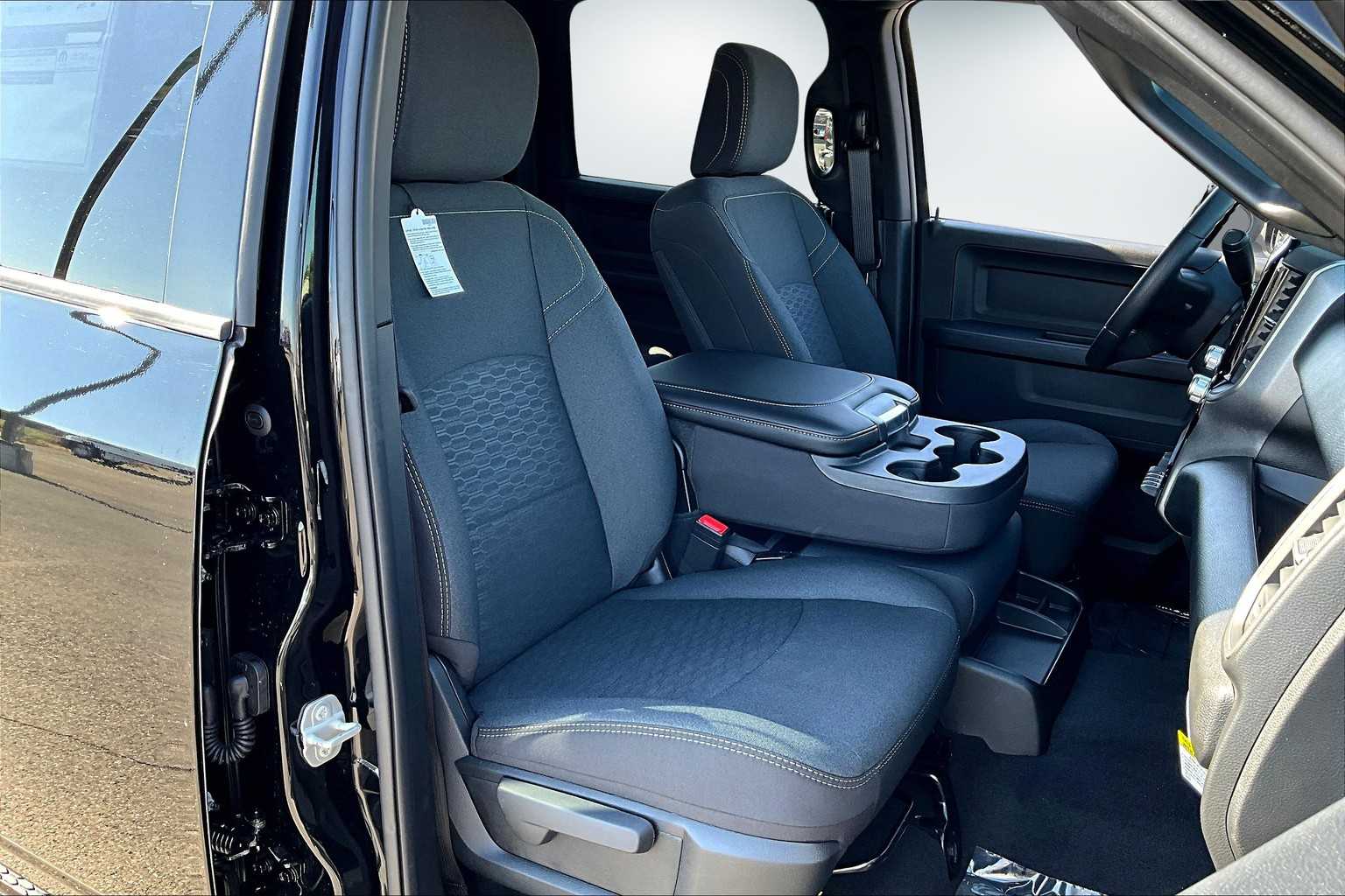 Thumbnail: 2026 RAM 3500 - 14