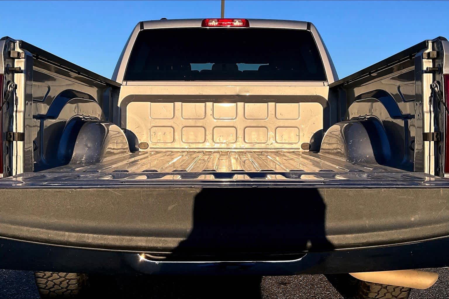 Thumbnail: 2023 RAM 1500 Classic - 18