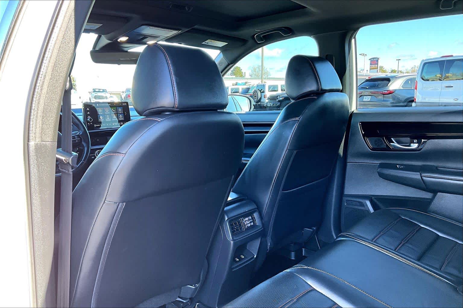 Thumbnail: 2023 Honda CR-V - 11