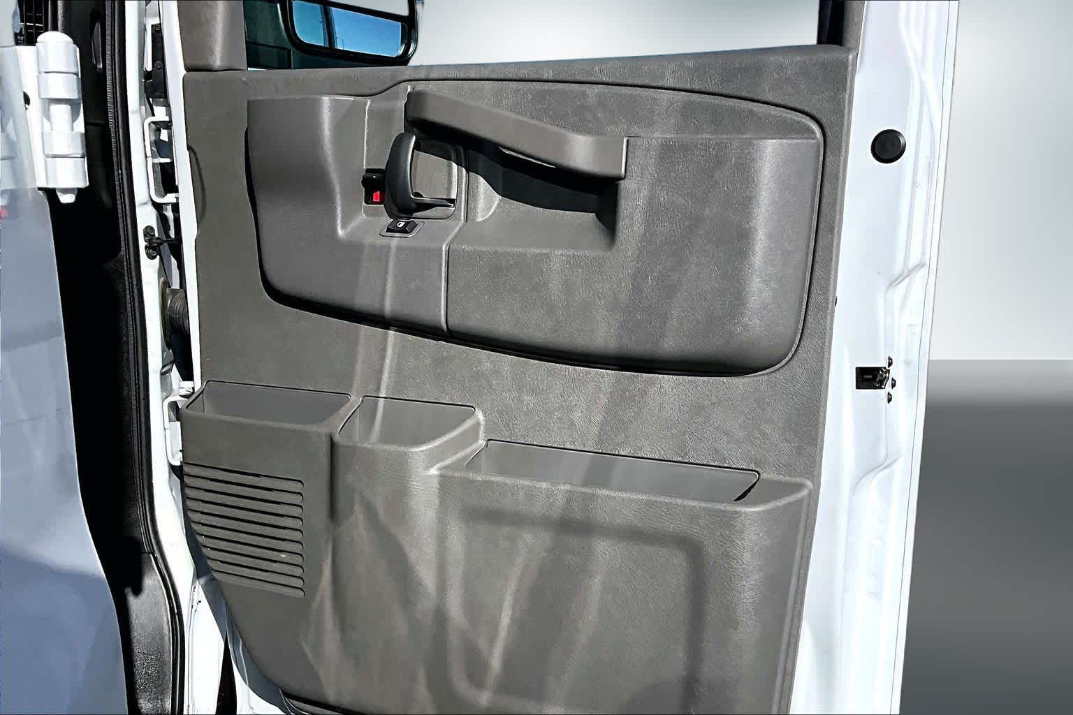 Thumbnail: 2025 Chevrolet Express - 23