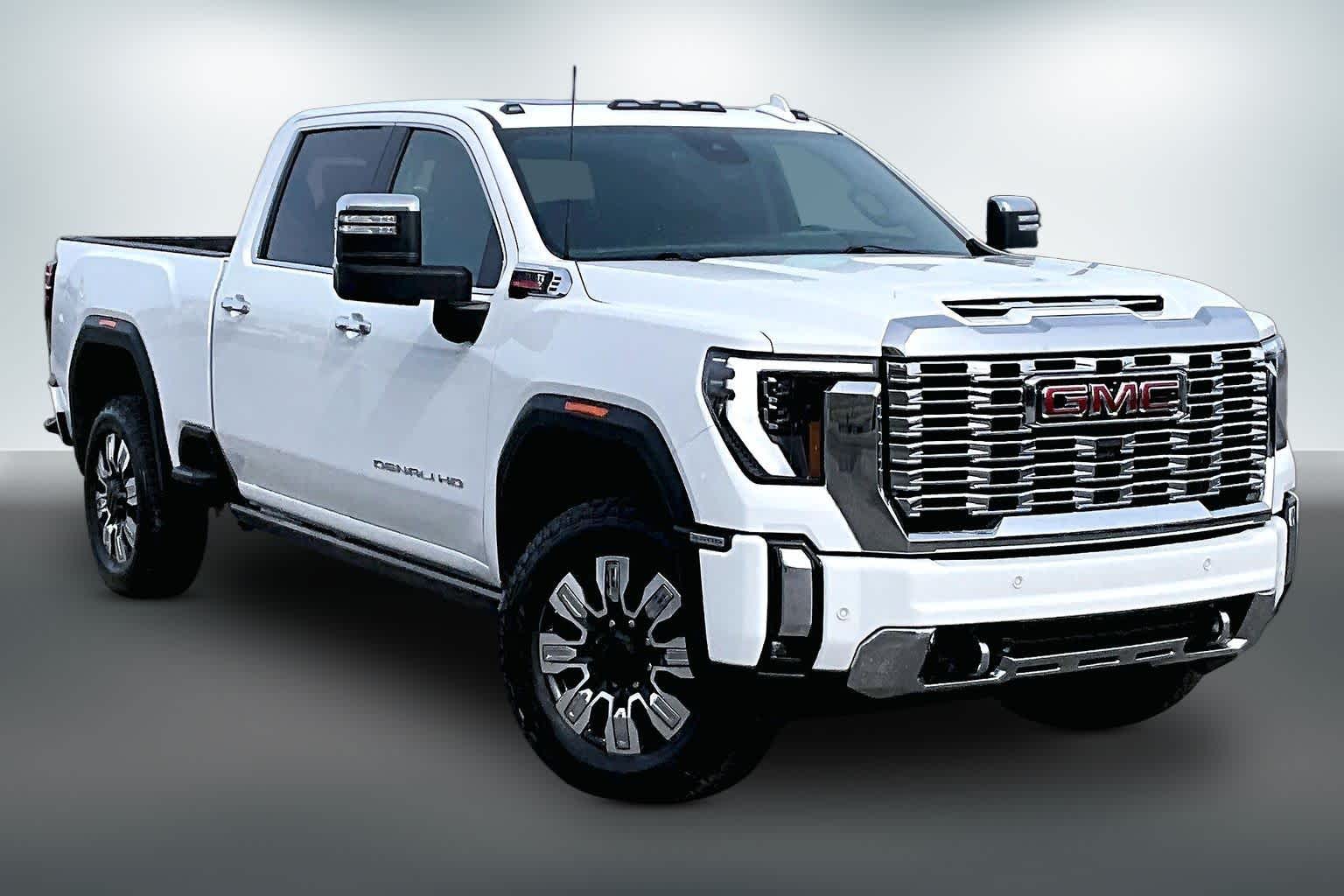 Thumbnail: 2024 GMC Sierra 3500 - 21