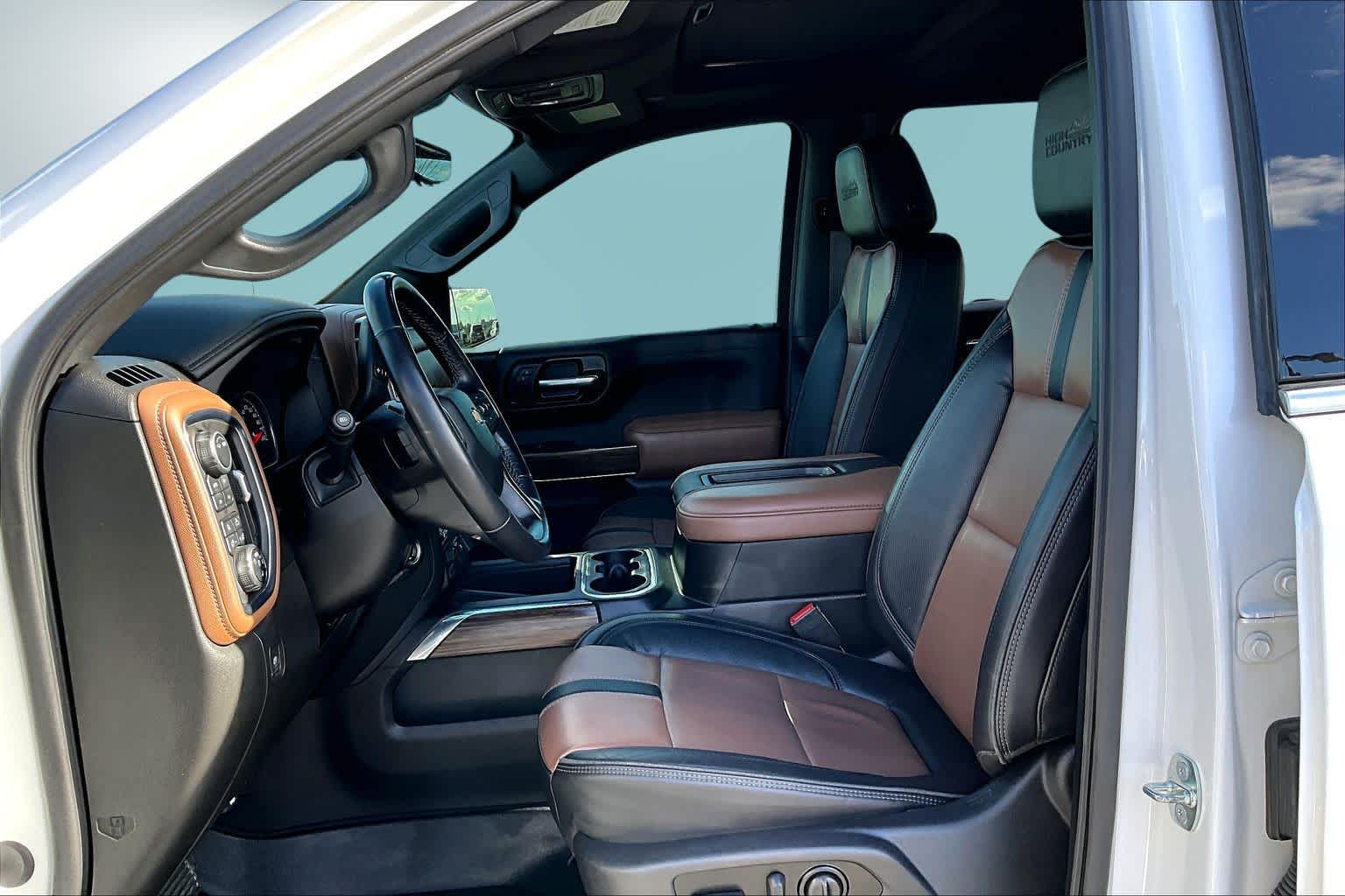 Thumbnail: 2022 Chevrolet Silverado 1500 - 11