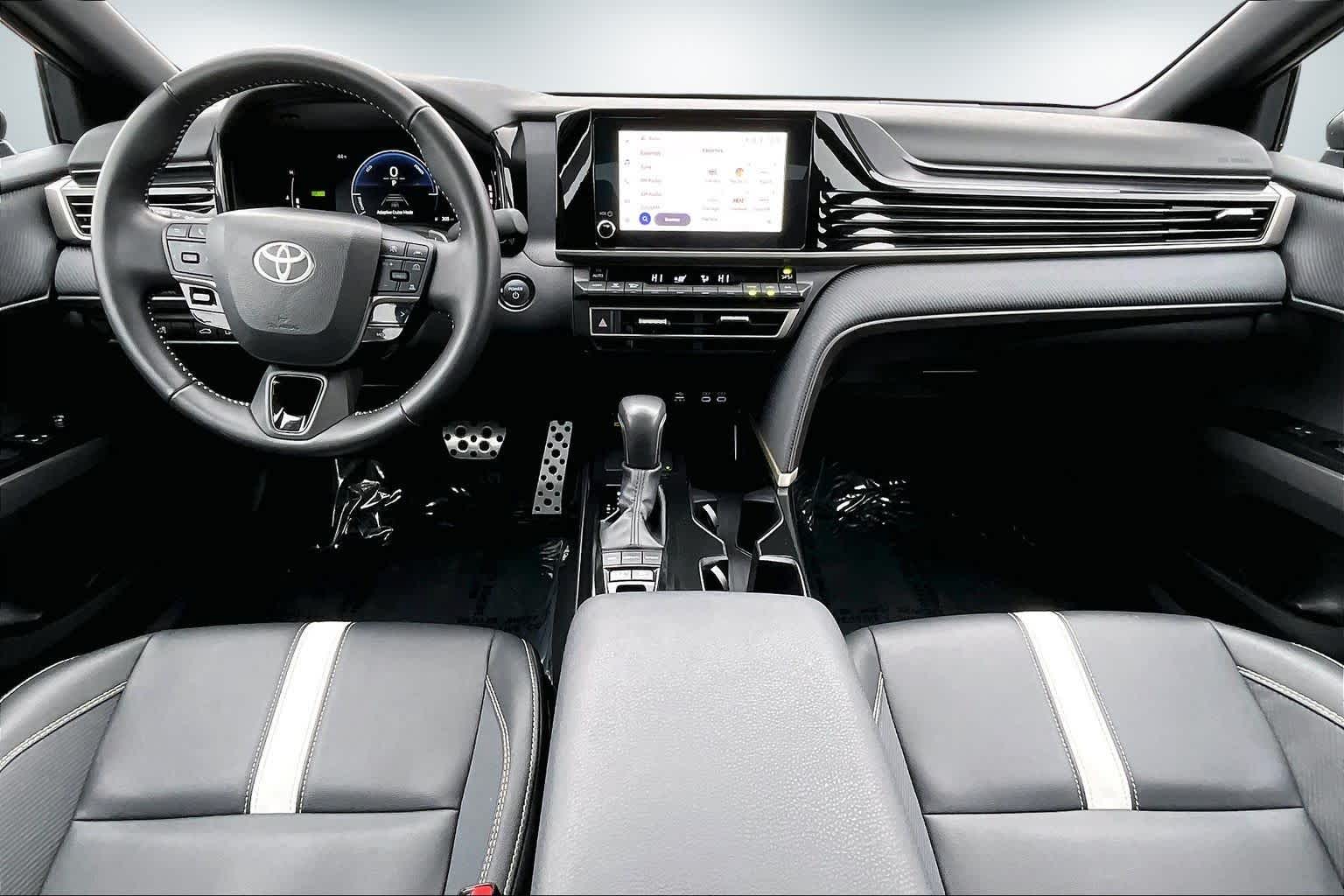 Thumbnail: 2025 Toyota Camry - 10