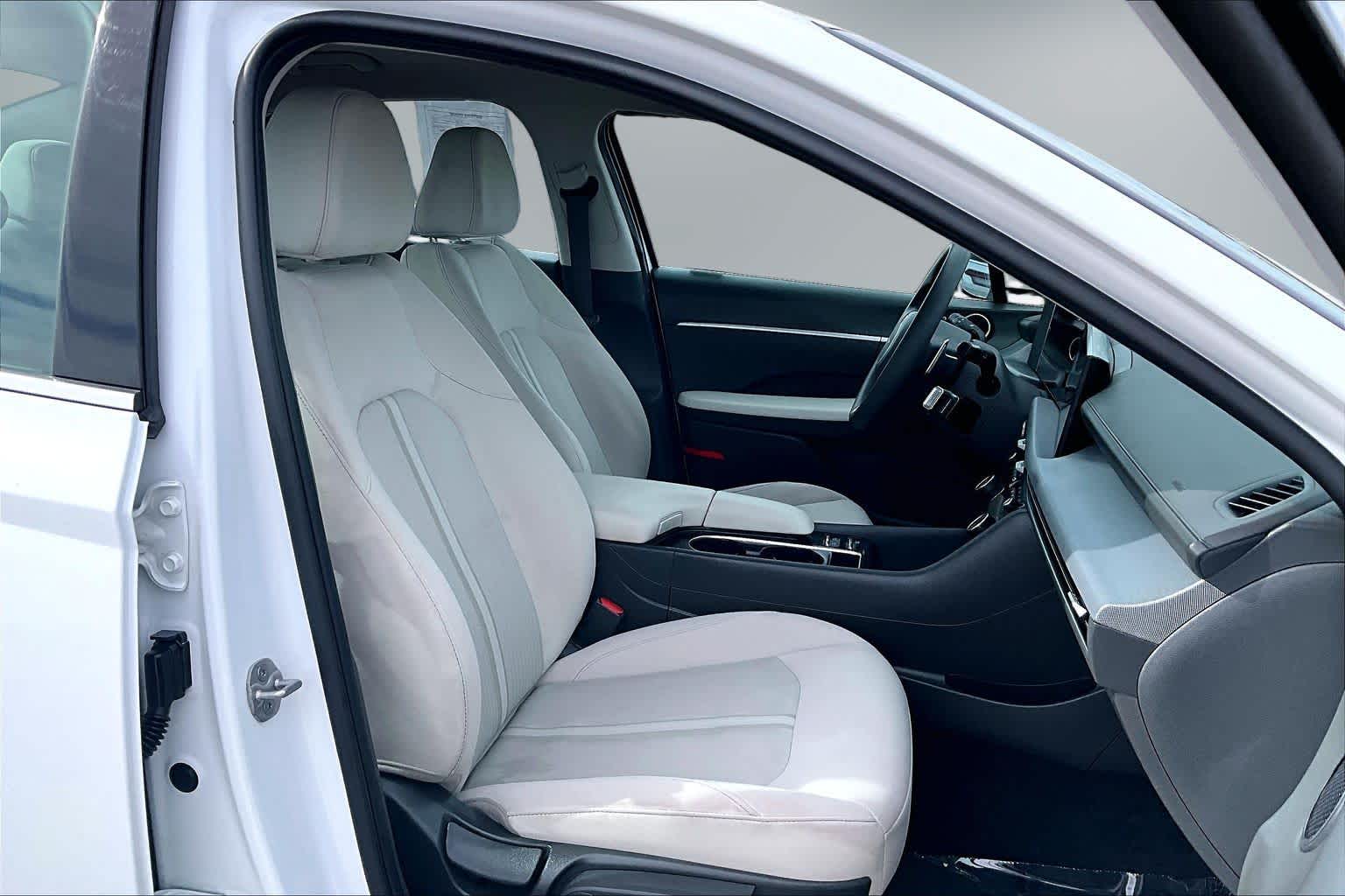 Thumbnail: 2024 Hyundai Sonata - 12