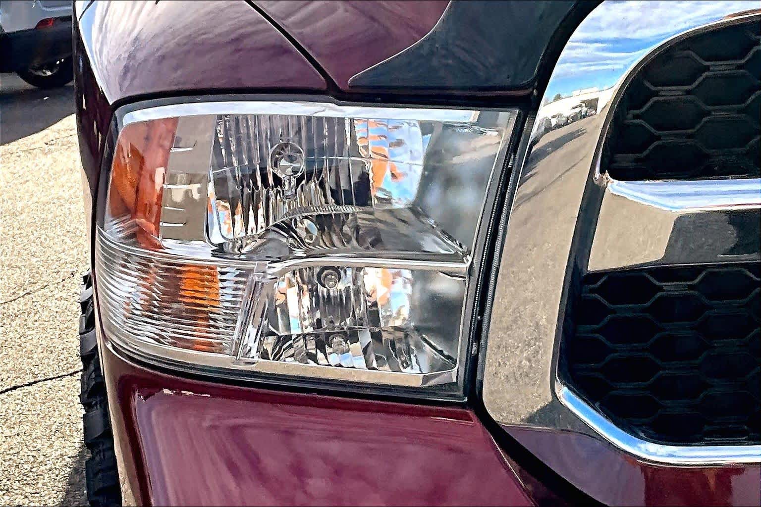 Thumbnail: 2022 RAM 1500 Classic - 32