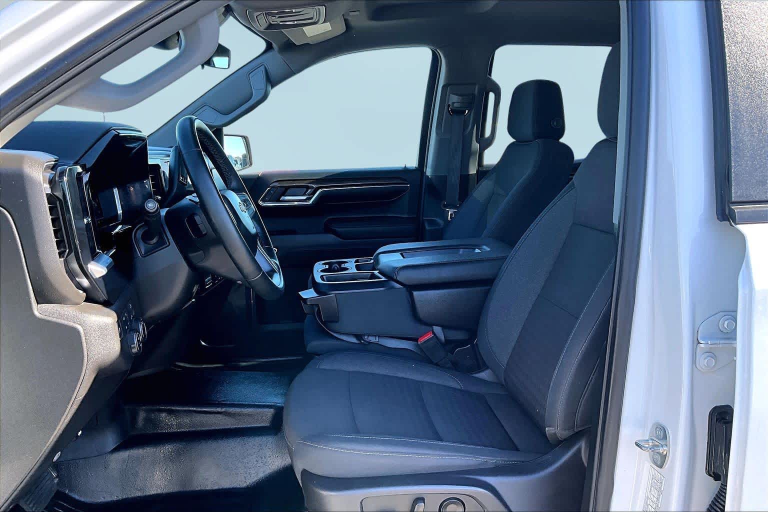 Thumbnail: 2024 Chevrolet Silverado 1500 - 11