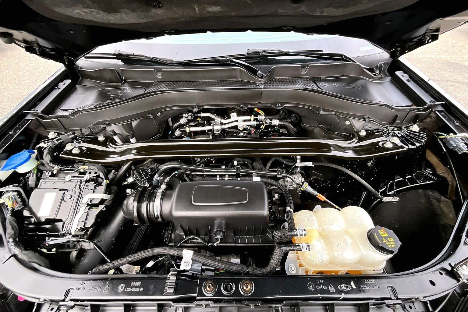 Thumbnail: 2023 Ford Explorer - 9