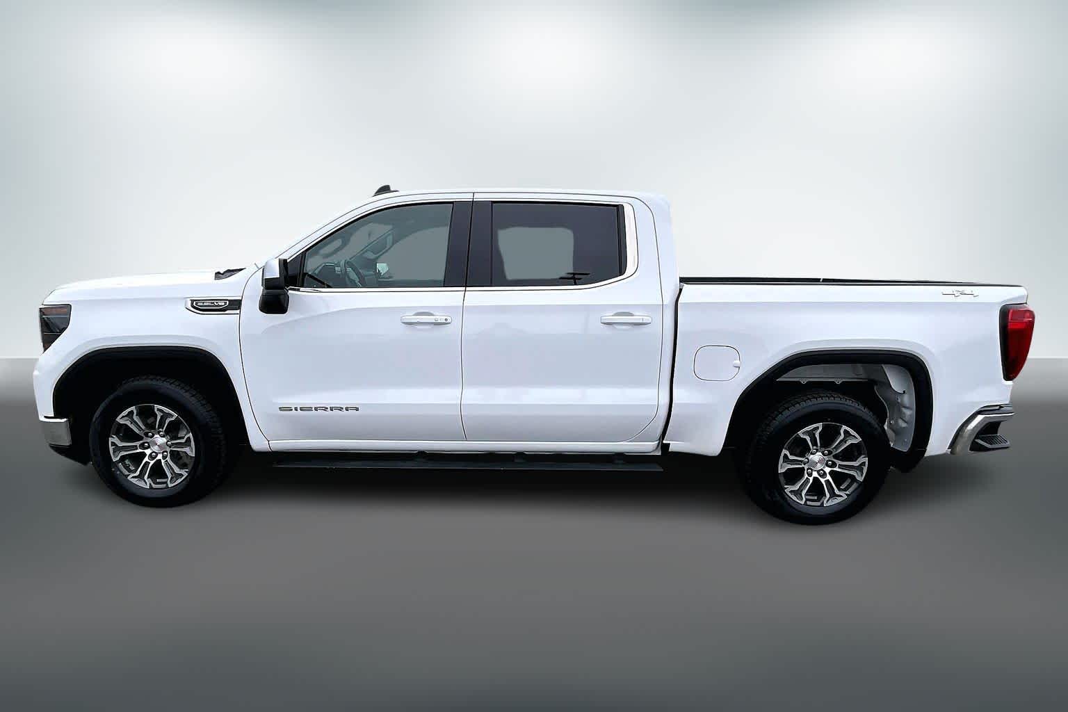 Thumbnail: 2022 GMC Sierra 1500 - 3