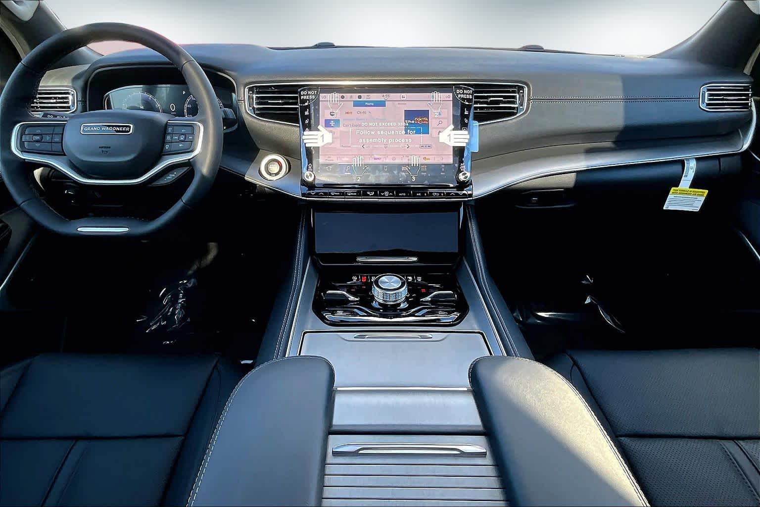 Thumbnail: 2026 Jeep Grand Wagoneer - 9