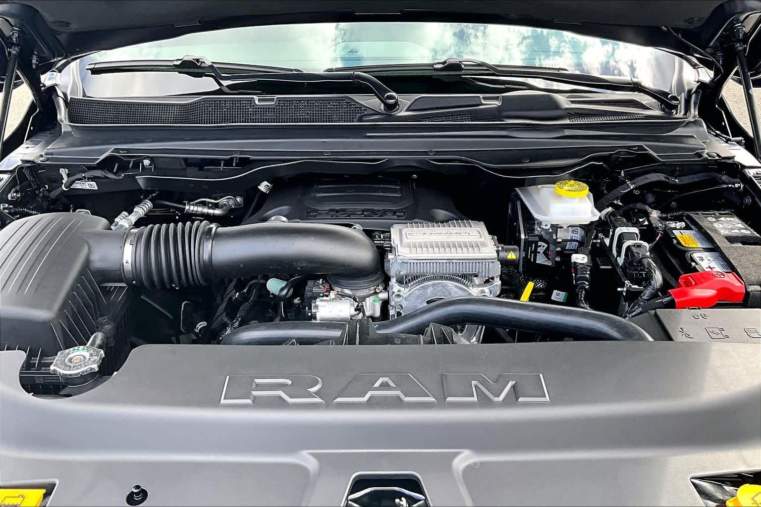 Thumbnail: 2026 RAM 1500 - 9