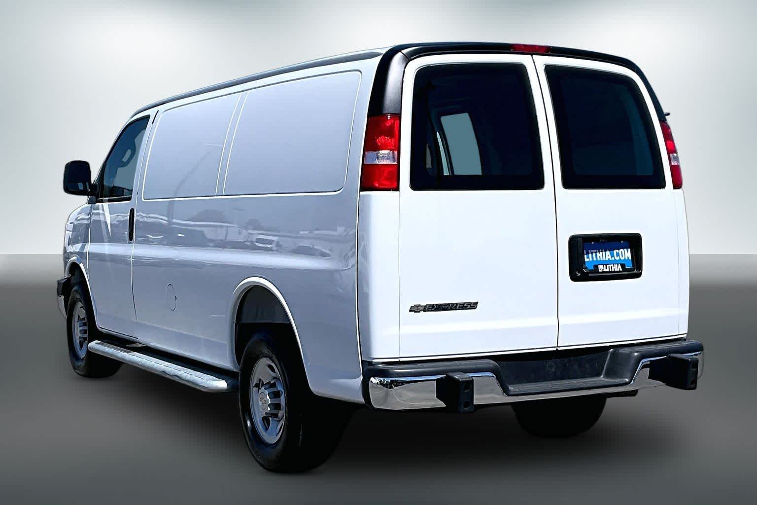 Thumbnail: 2025 Chevrolet Express - 3