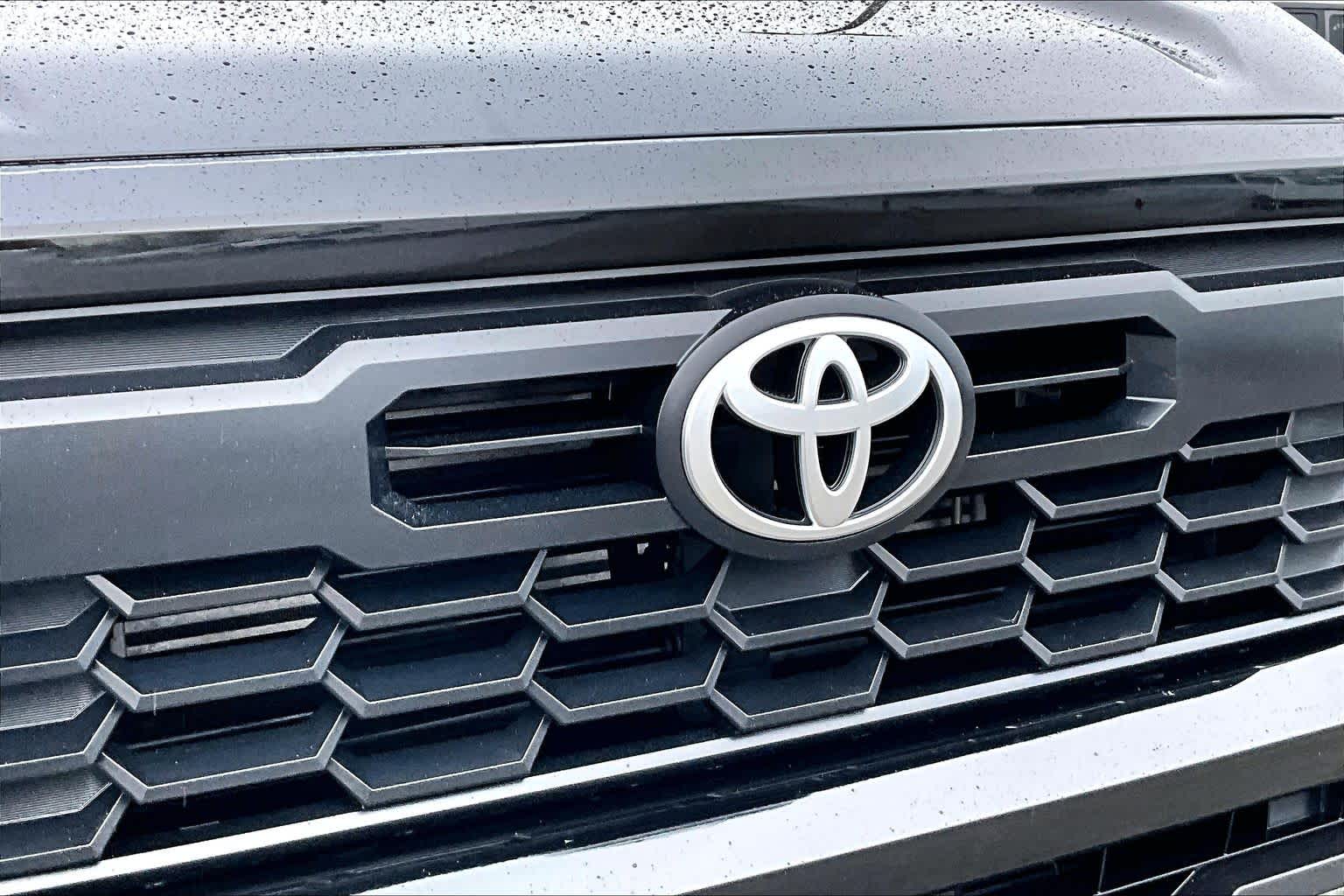 Thumbnail: 2024 Toyota Tacoma - 33