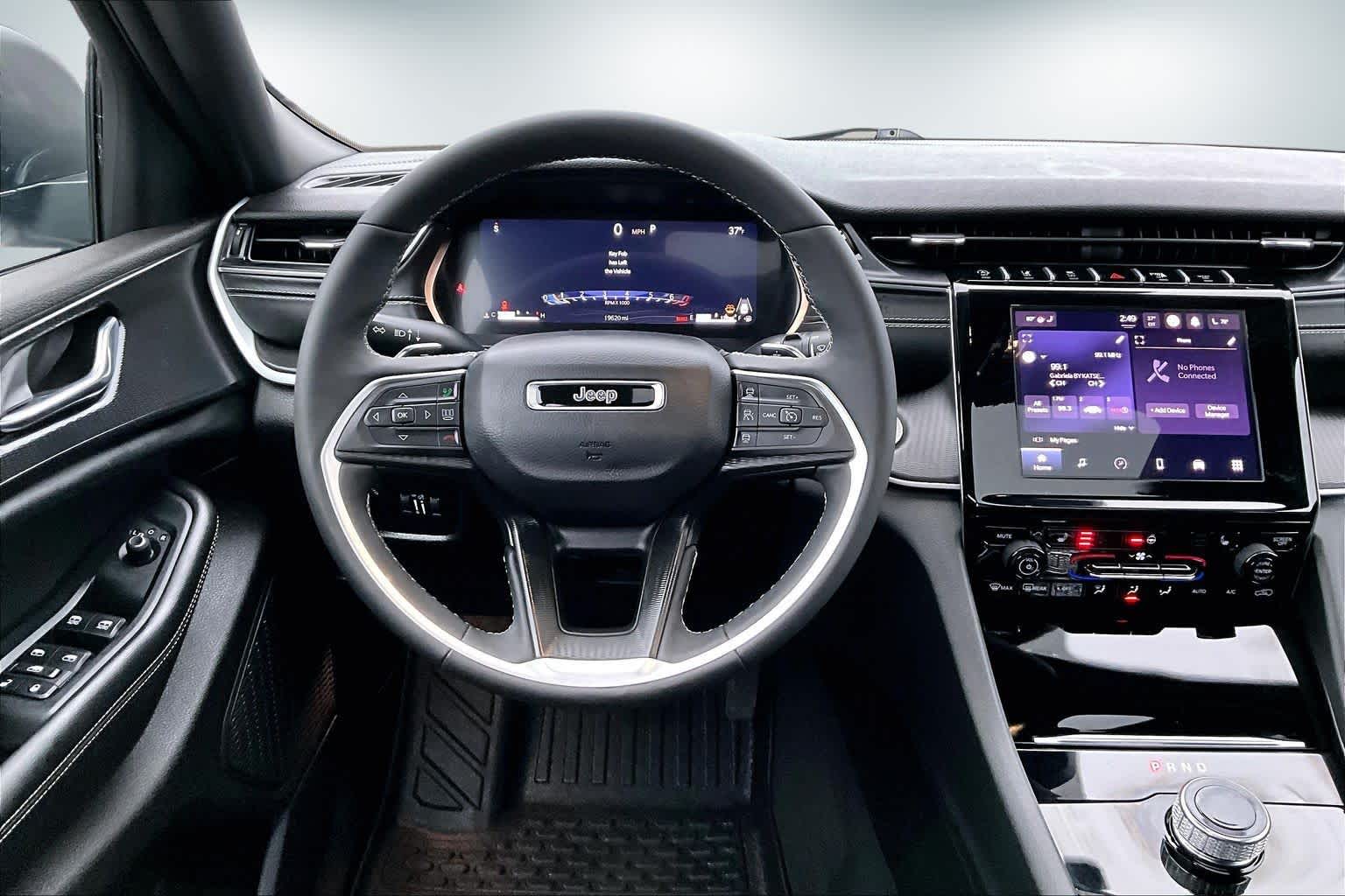 Thumbnail: 2024 Jeep Grand Cherokee L - 14