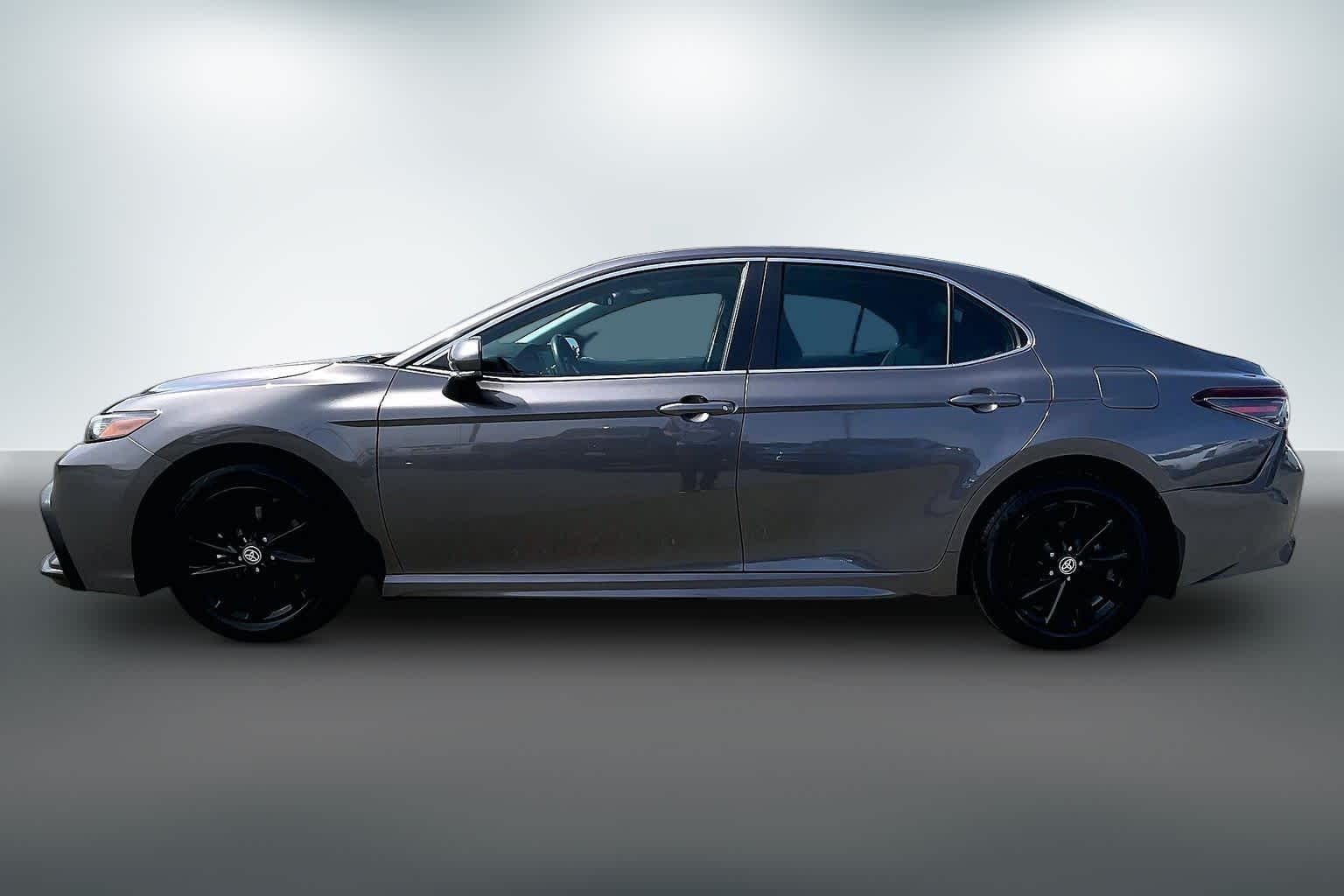 Thumbnail: 2023 Toyota Camry - 3
