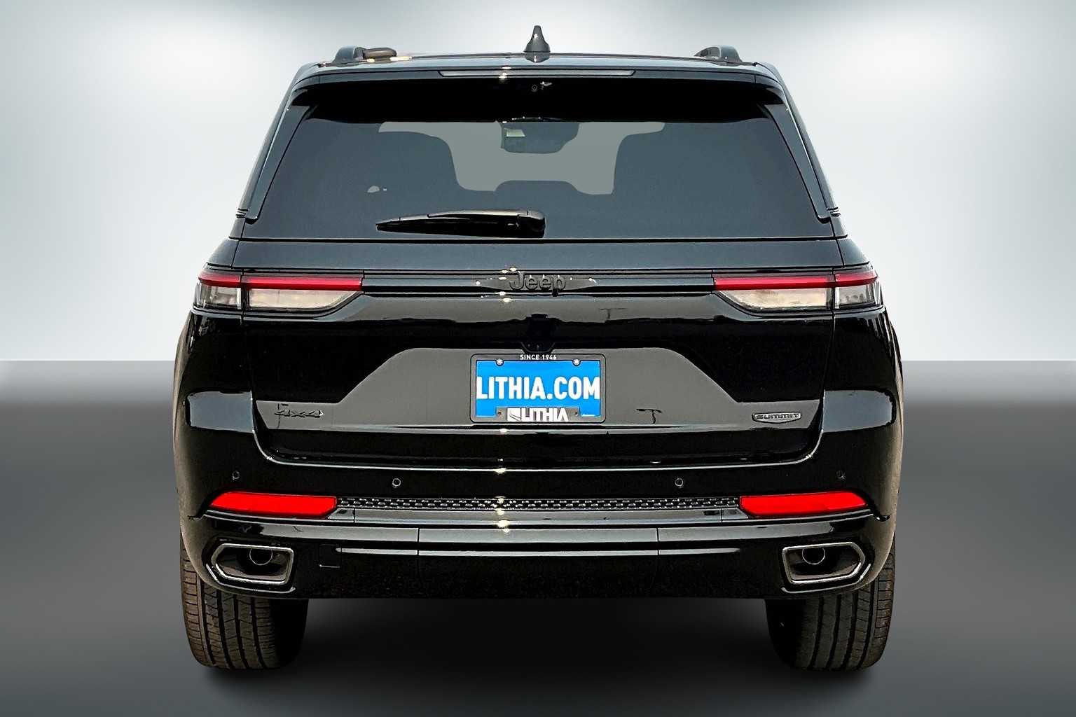Thumbnail: 2025 Jeep Grand Cherokee - 5