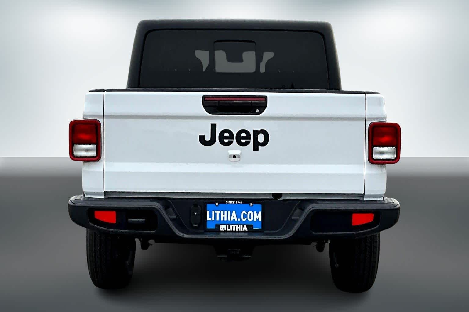 Thumbnail: 2025 Jeep Gladiator - 5