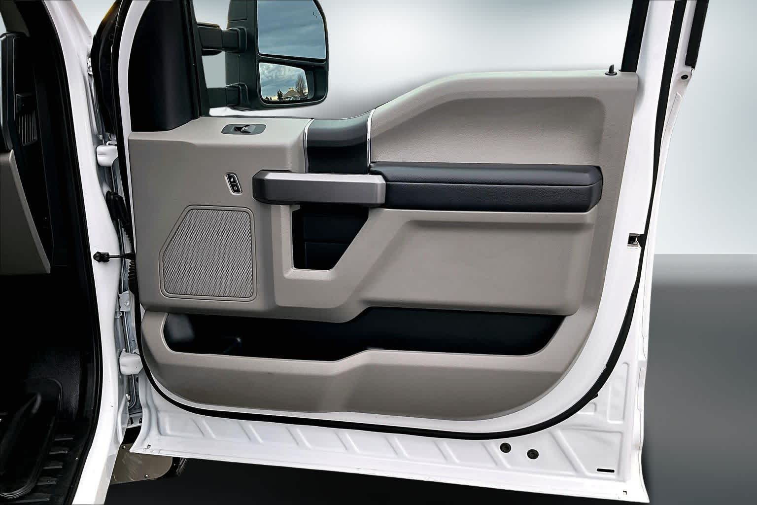 Thumbnail: 2021 Ford Econoline - 27