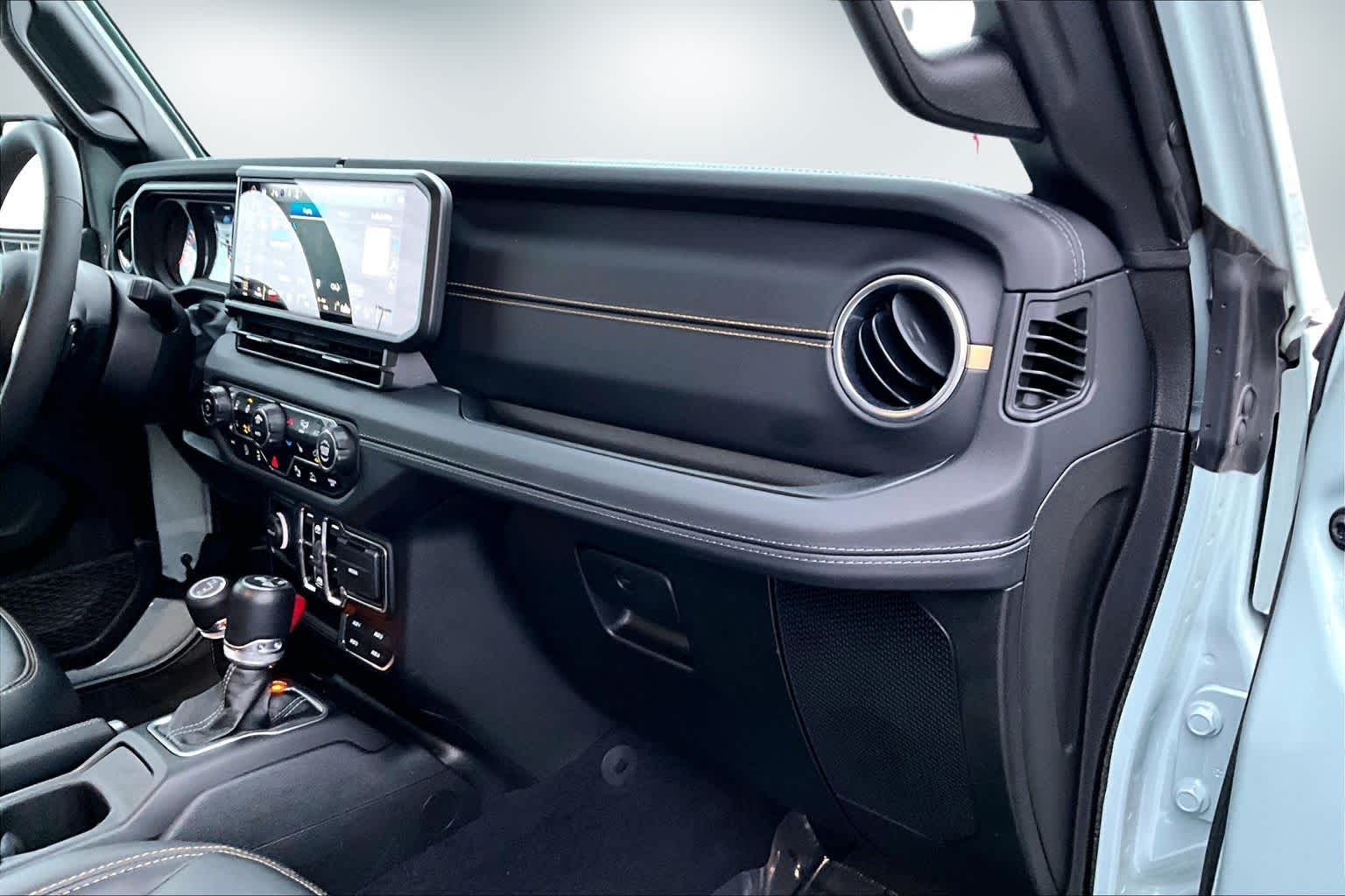 Thumbnail: 2024 Jeep Wrangler - 23