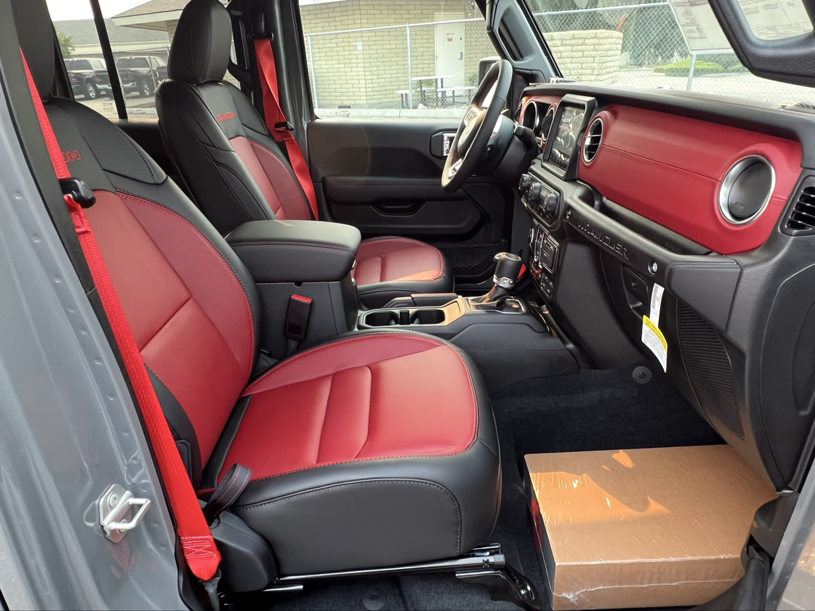 Thumbnail: 2023 Jeep Wrangler - 19