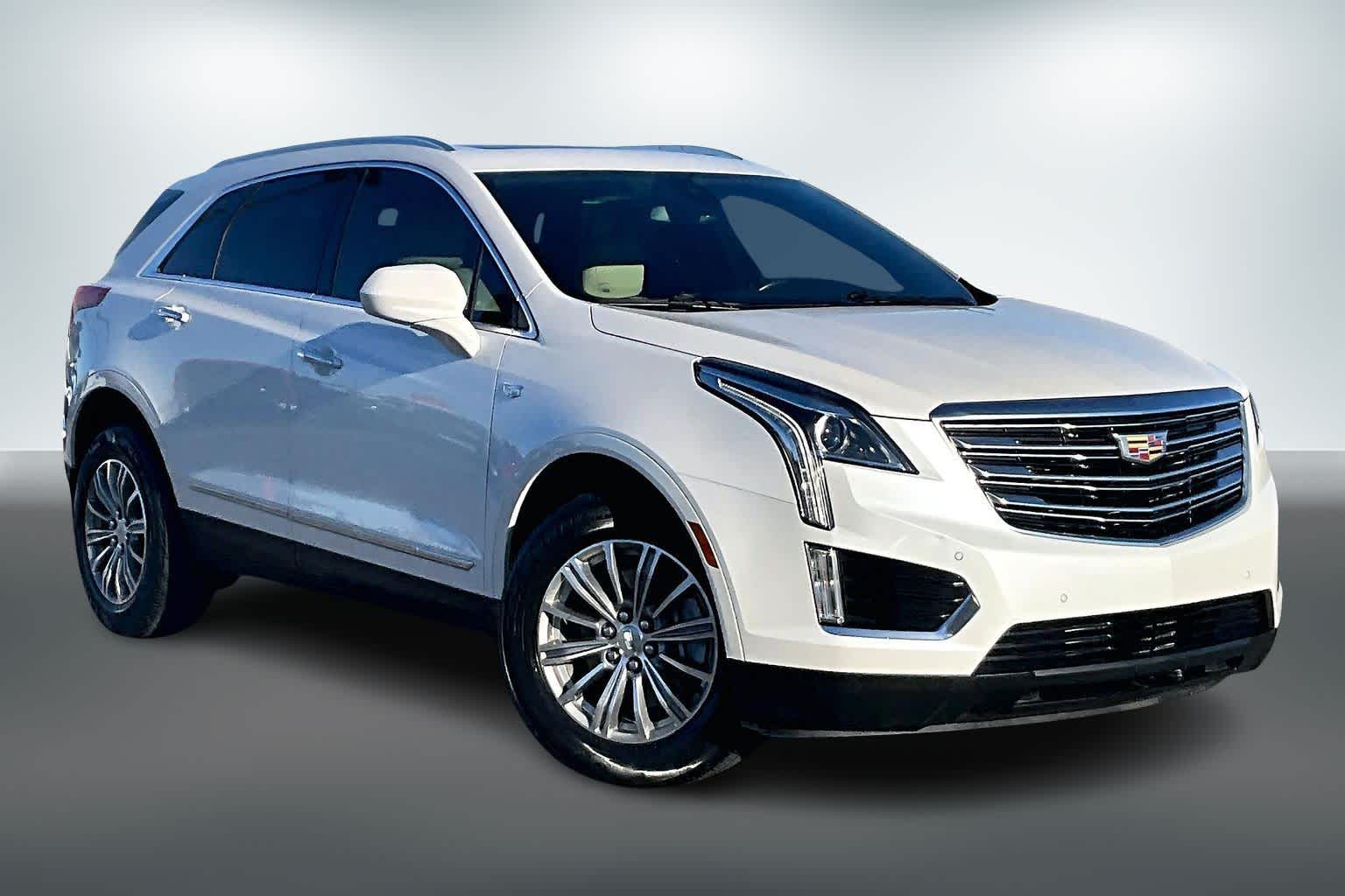 Thumbnail: 2017 Cadillac XT5 - 21