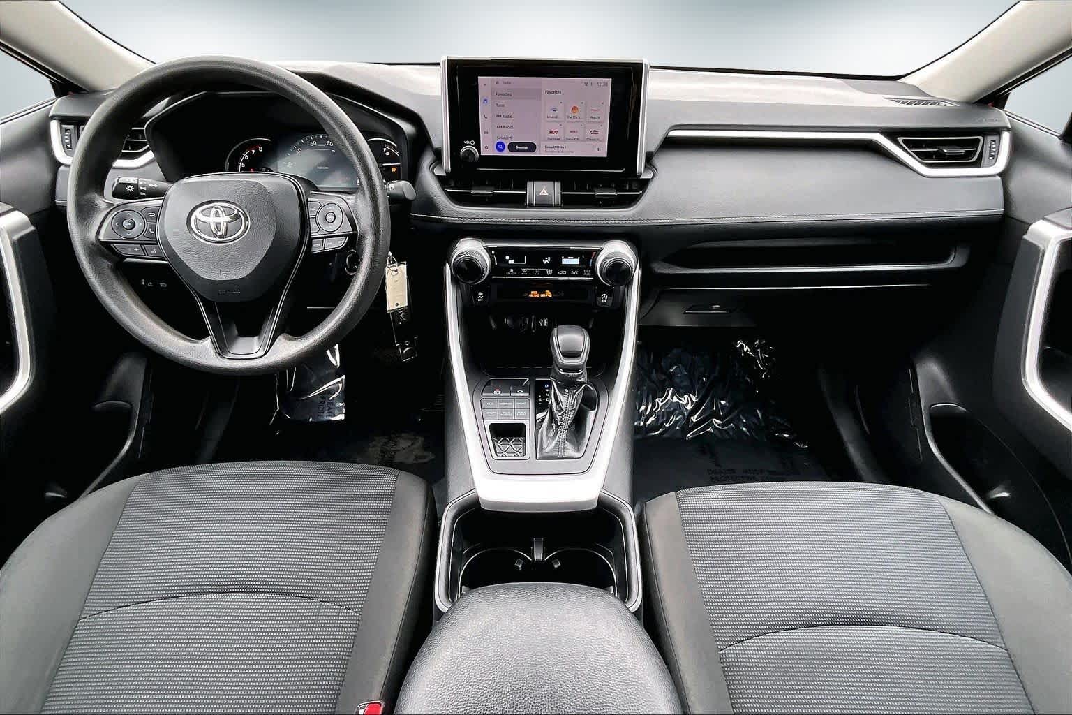 Thumbnail: 2024 Toyota RAV4 - 10