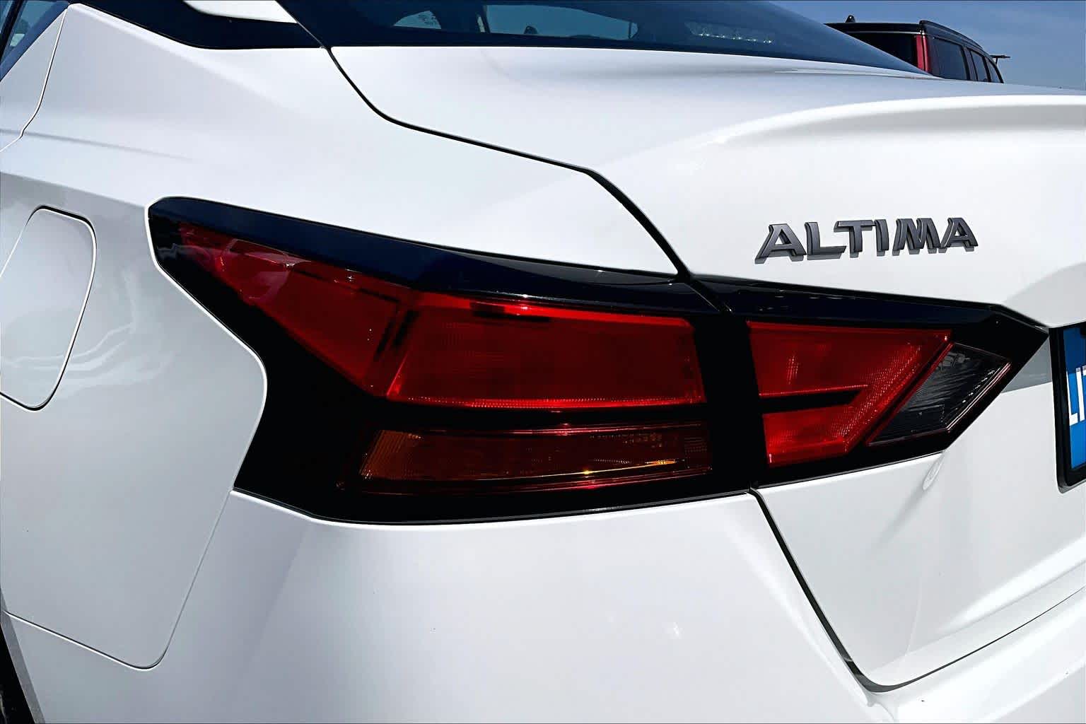 Thumbnail: 2025 Nissan Altima - 32
