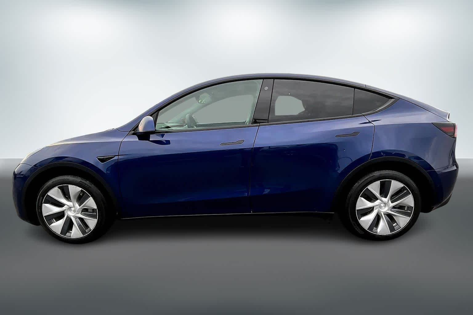 Thumbnail: 2021 Tesla Model Y - 3