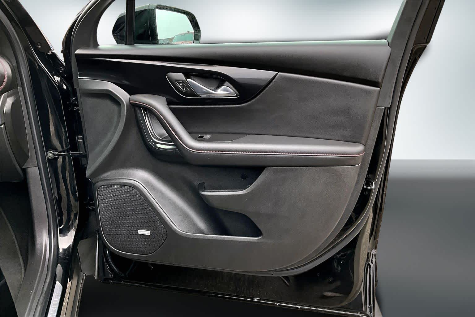 Thumbnail: 2025 Chevrolet Blazer - 28