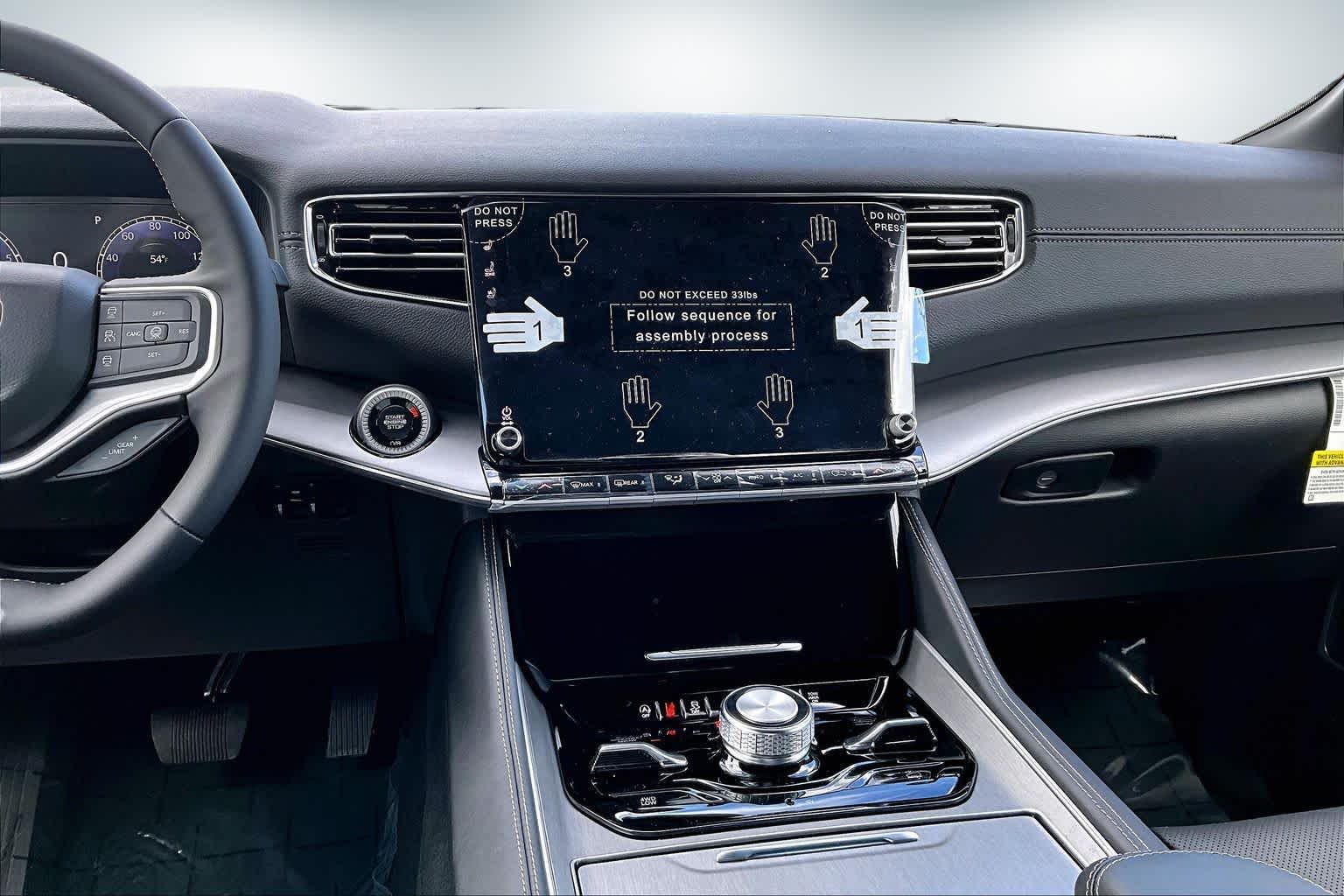 Thumbnail: 2026 Jeep Grand Wagoneer - 15