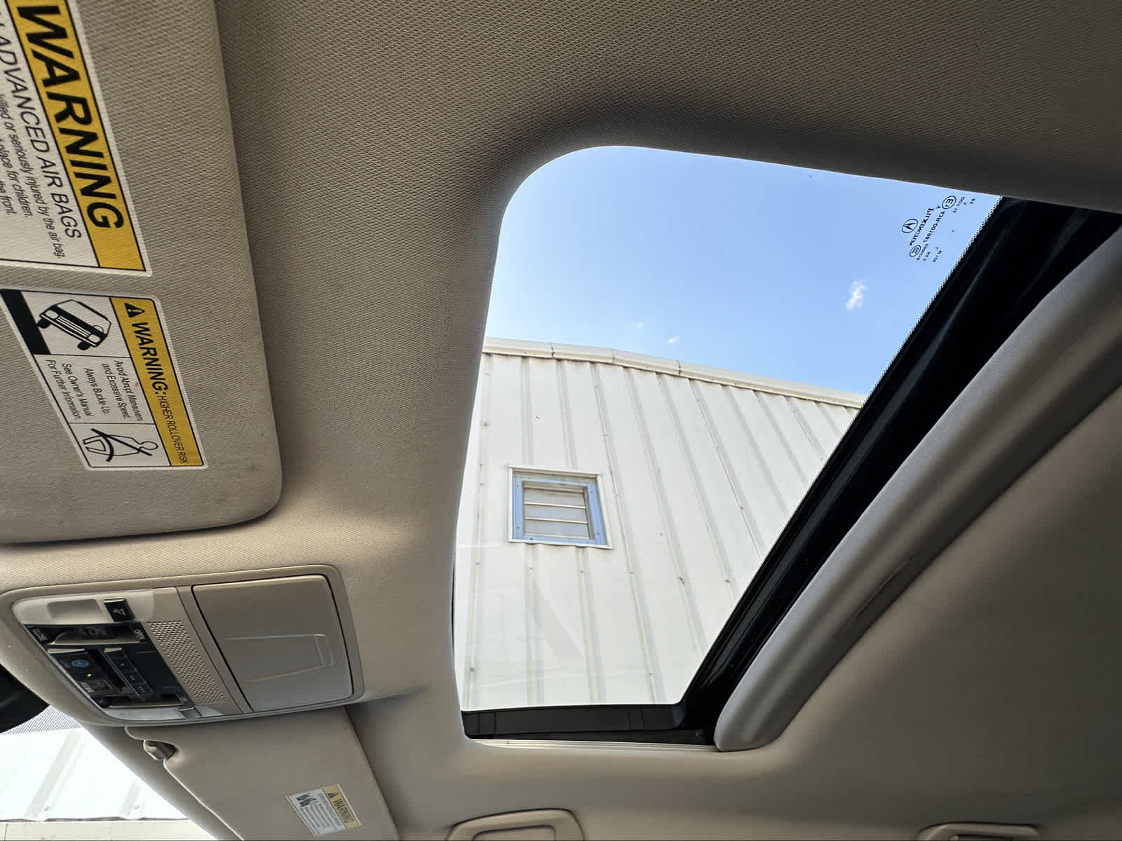 Thumbnail: 2017 Acura MDX - 22