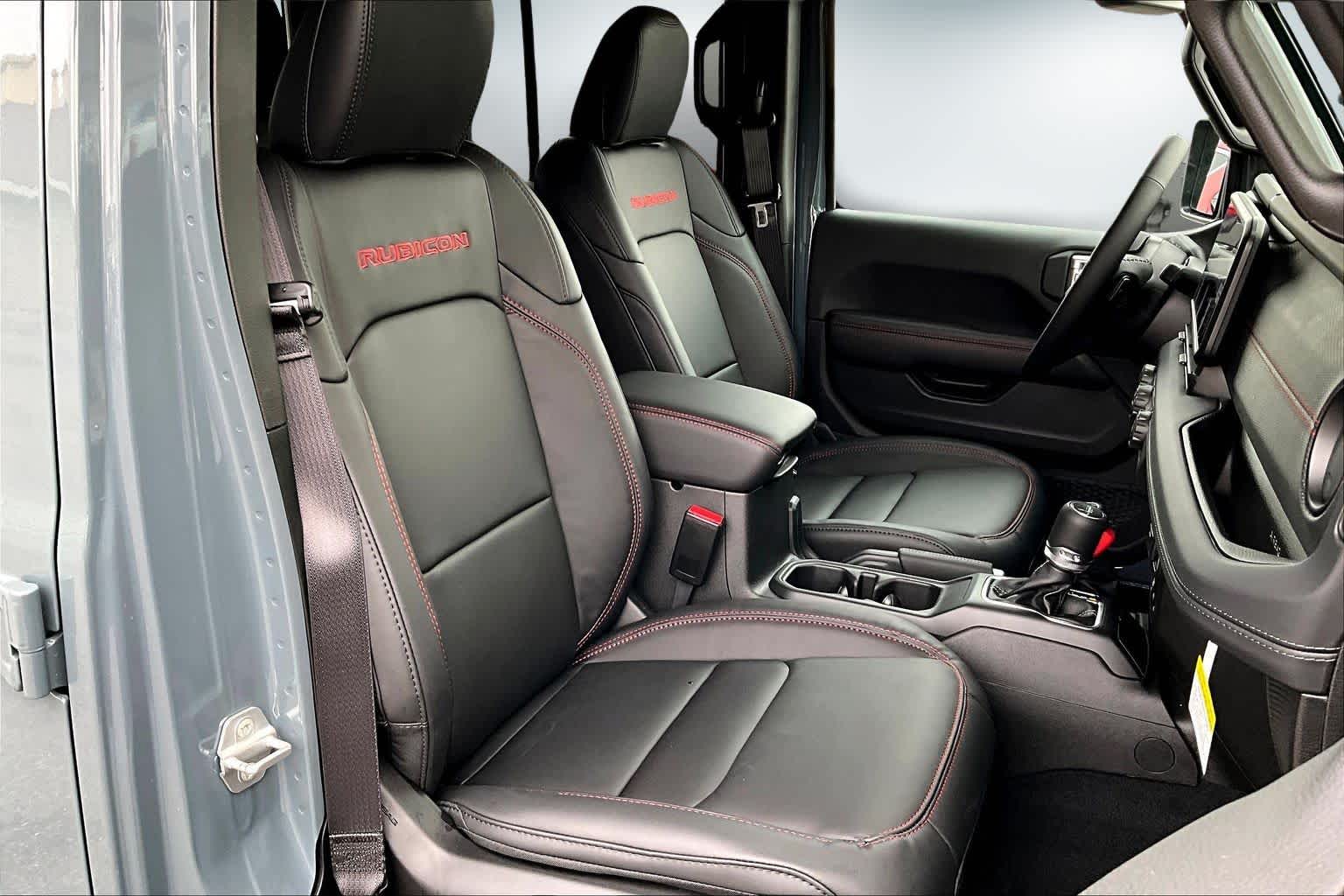 Thumbnail: 2026 Jeep Gladiator - 14