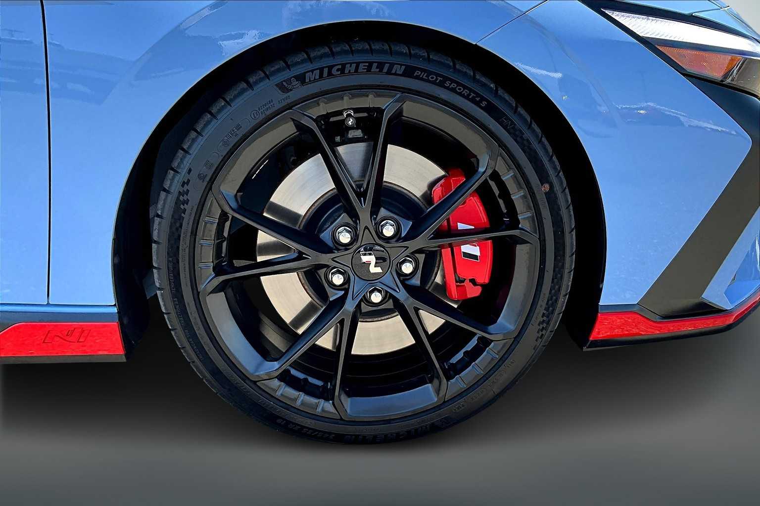 Thumbnail: 2025 Hyundai Elantra - 35
