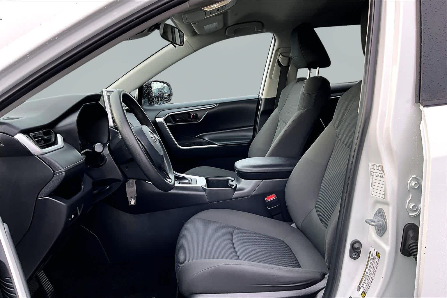 Thumbnail: 2024 Toyota RAV4 - 11