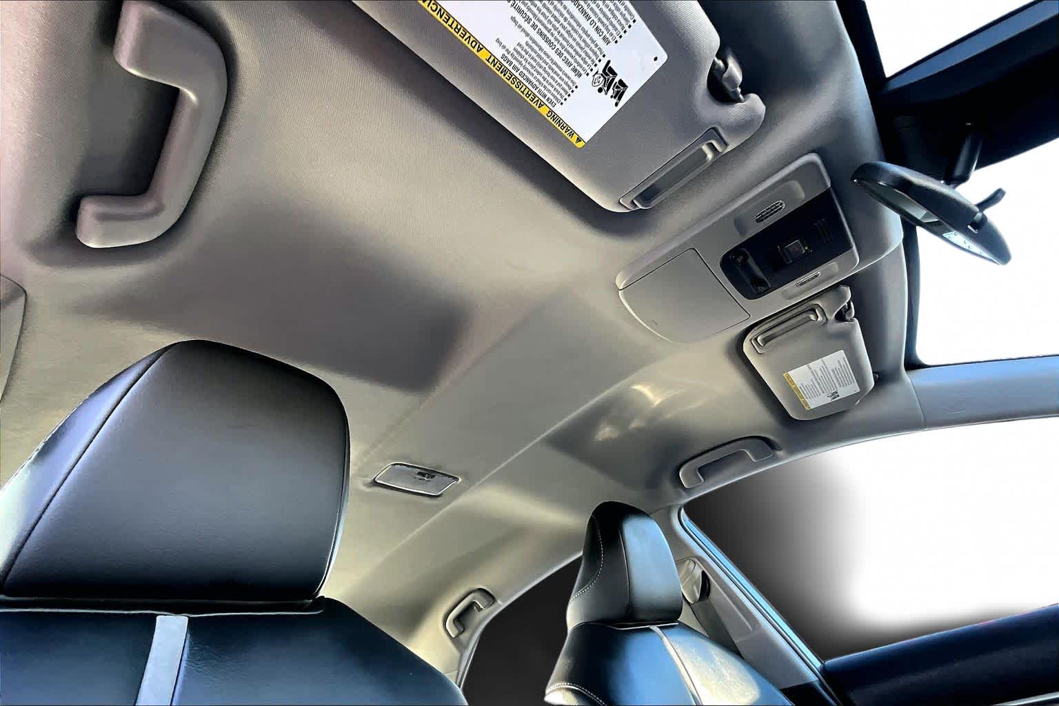 Thumbnail: 2023 Toyota Camry - 31