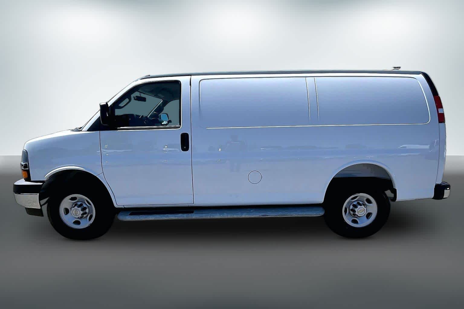 Thumbnail: 2025 Chevrolet Express - 2
