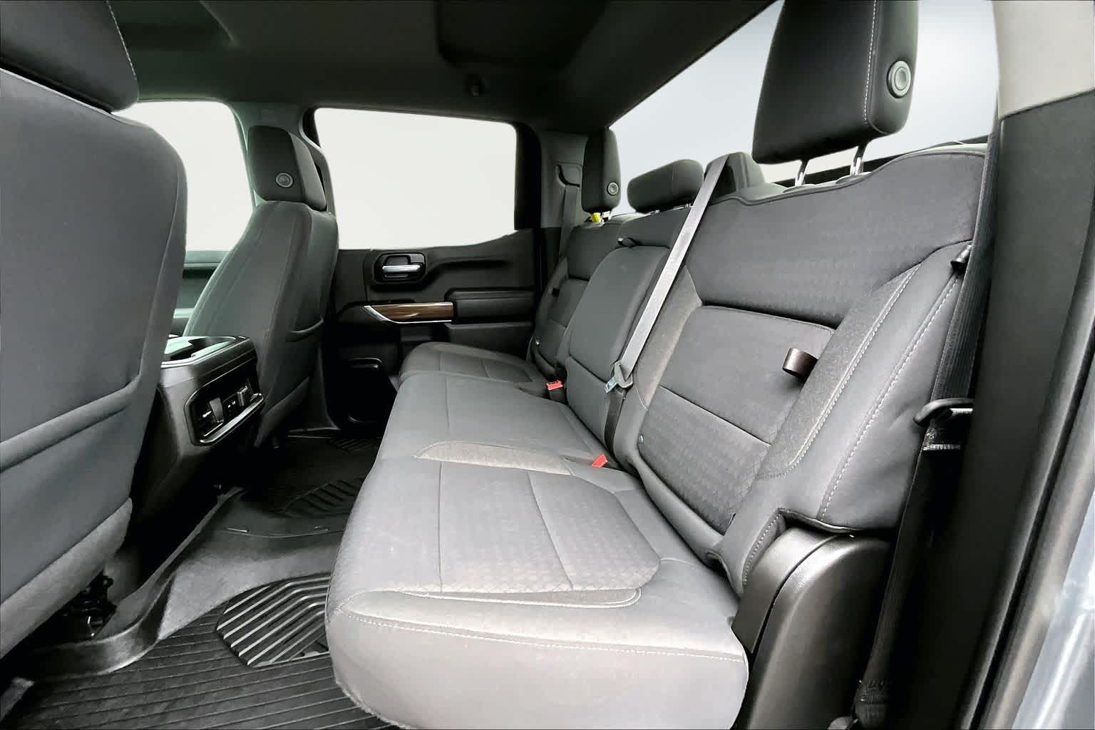 Thumbnail: 2021 Chevrolet Silverado 1500 - 29