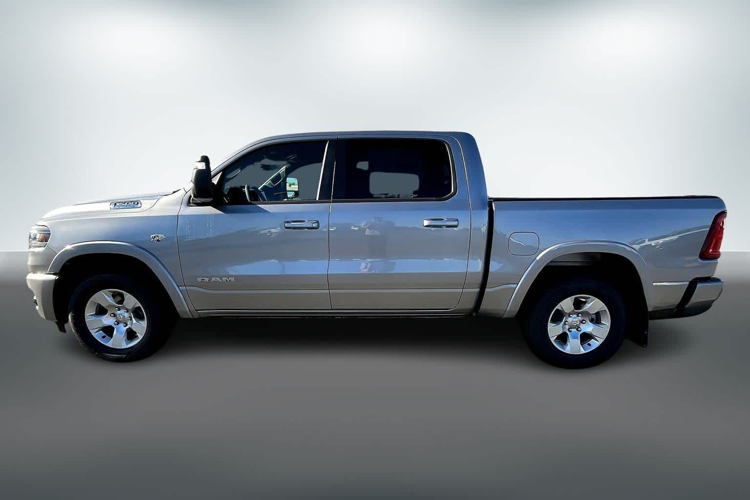 Thumbnail: 2026 RAM 1500 - 3