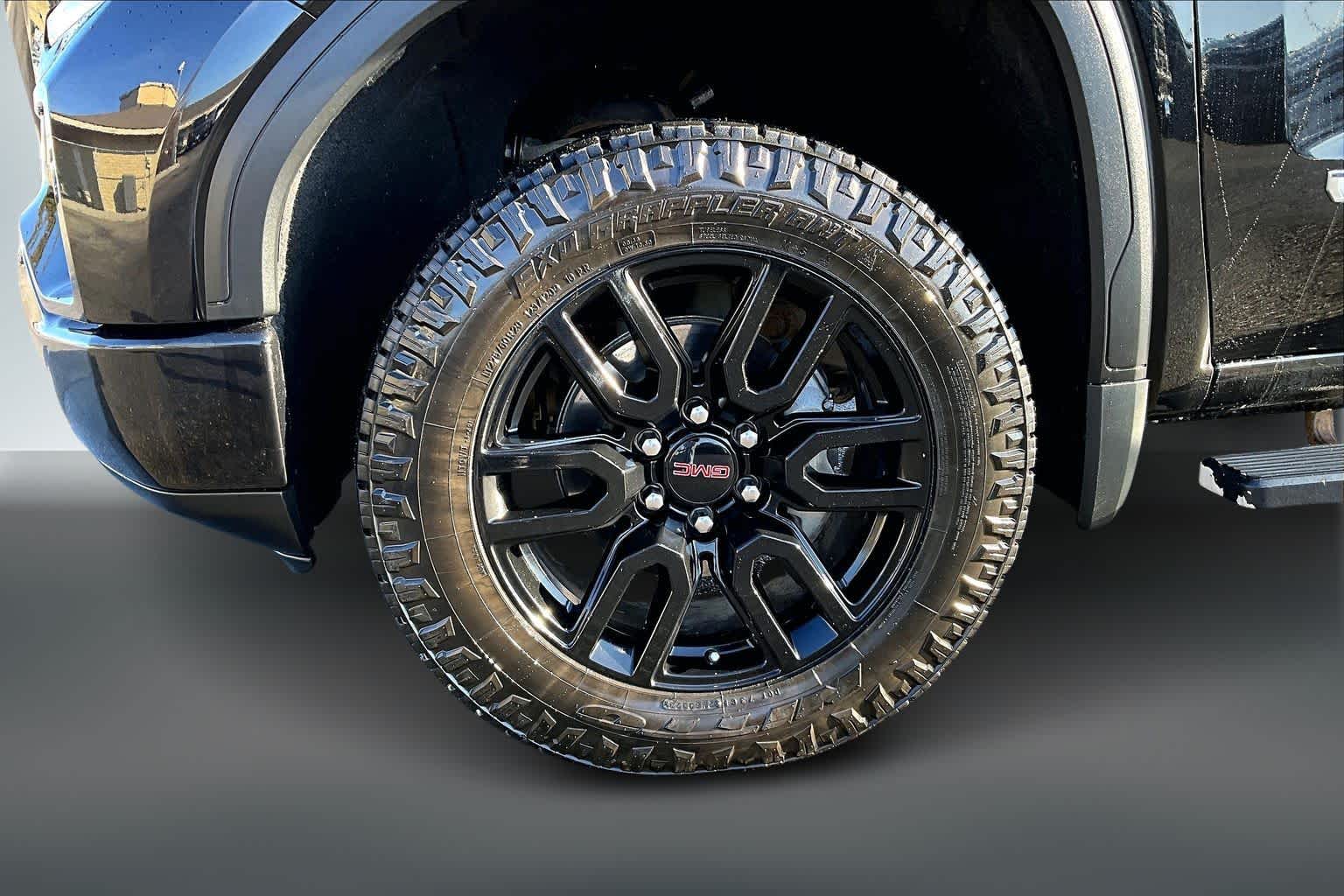 Thumbnail: 2022 GMC Sierra 1500 - 8