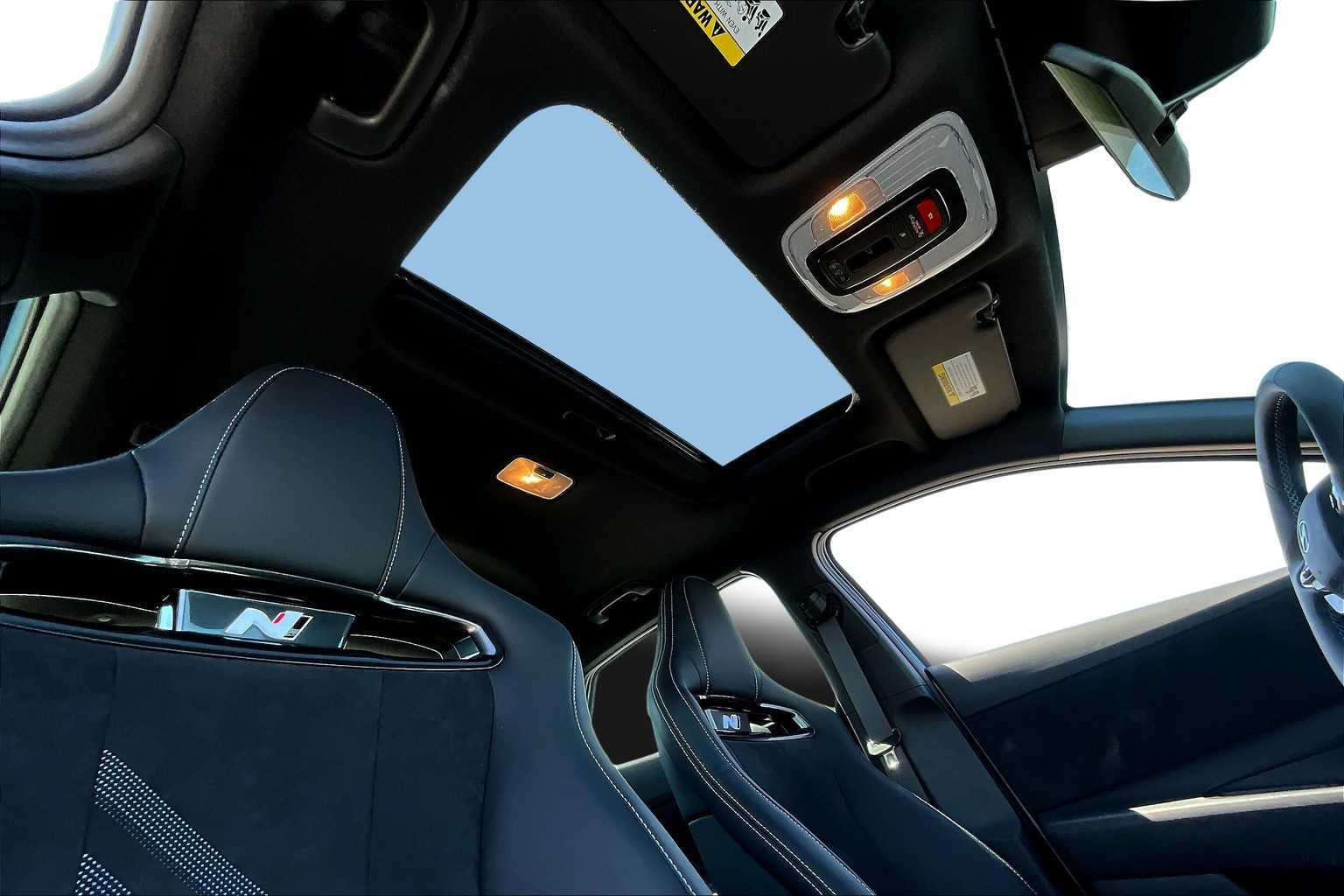 Thumbnail: 2025 Hyundai Elantra - 31