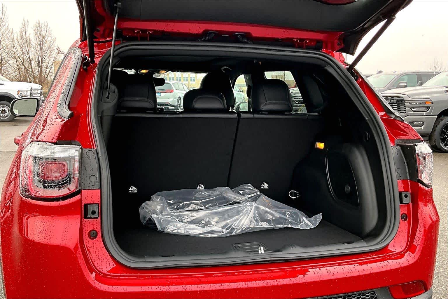 Thumbnail: 2026 Jeep Compass - 19